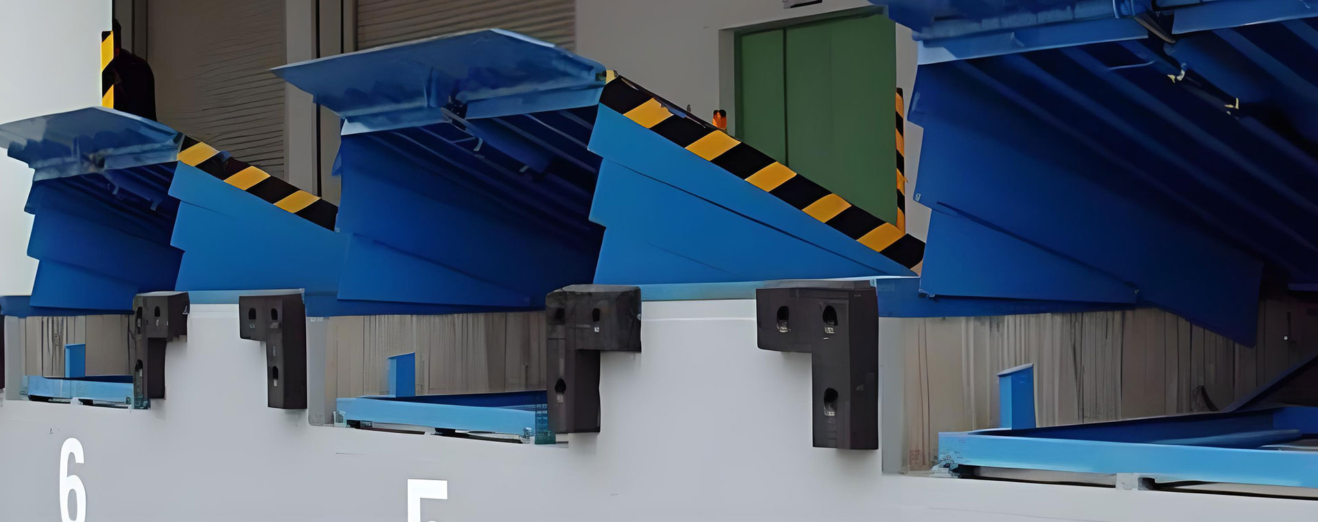 固定式登車橋、移動(dòng)式登車橋